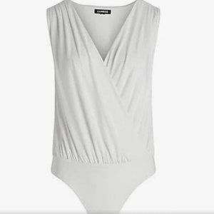 Express Women's V-Neck Pleated Shoulder Bodysuit